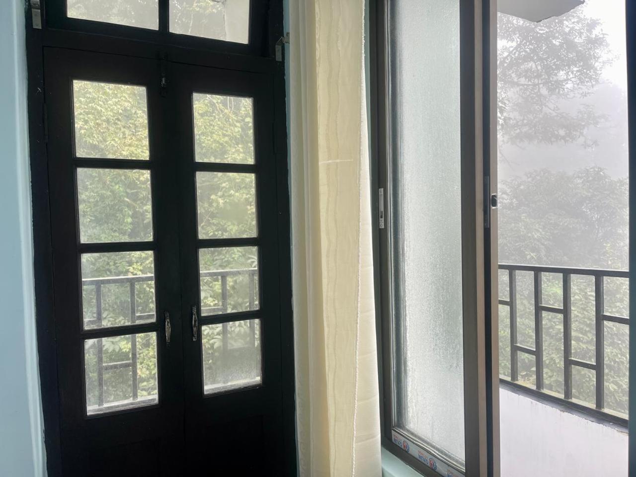 Forest Lodge - 80 Mts From Mall Road 다르질링 외부 사진