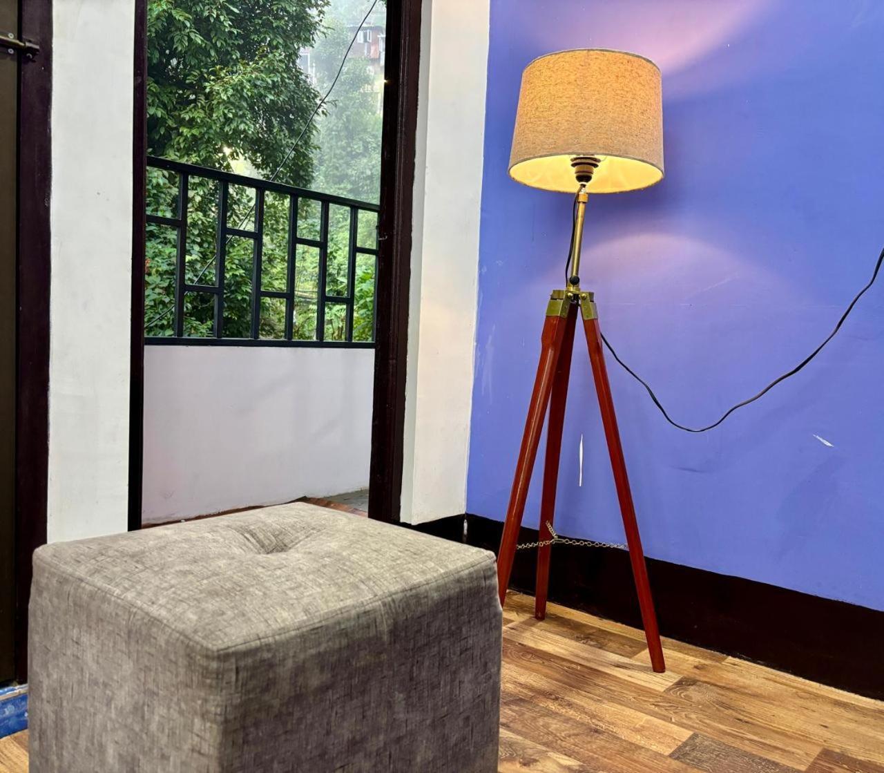 Forest Lodge - 80 Mts From Mall Road 다르질링 외부 사진